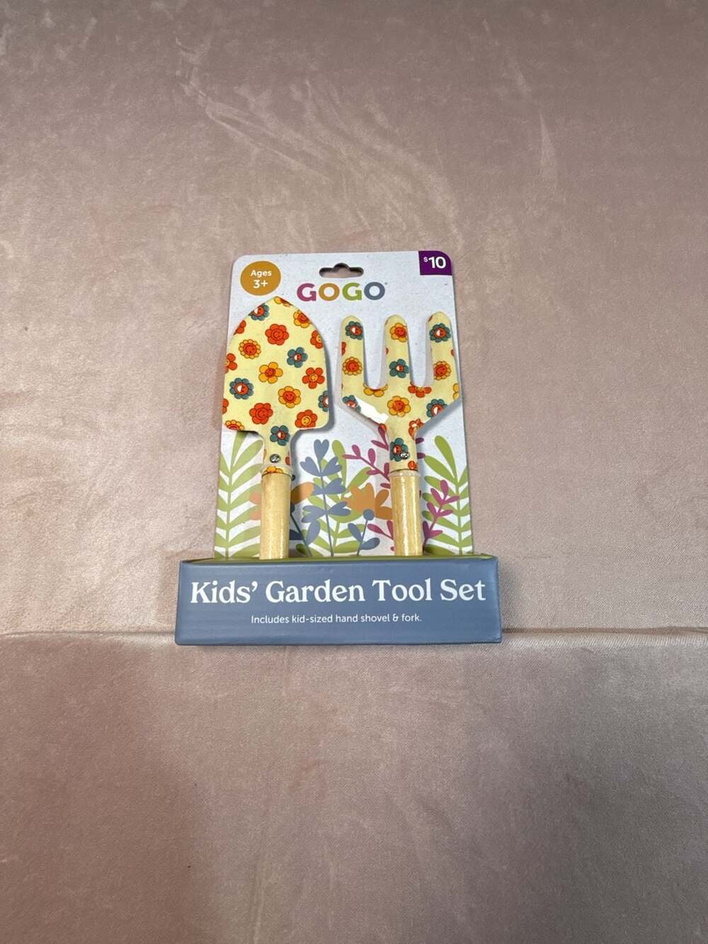 GOGO Kids Garden Tool Set NWT (boxA2)